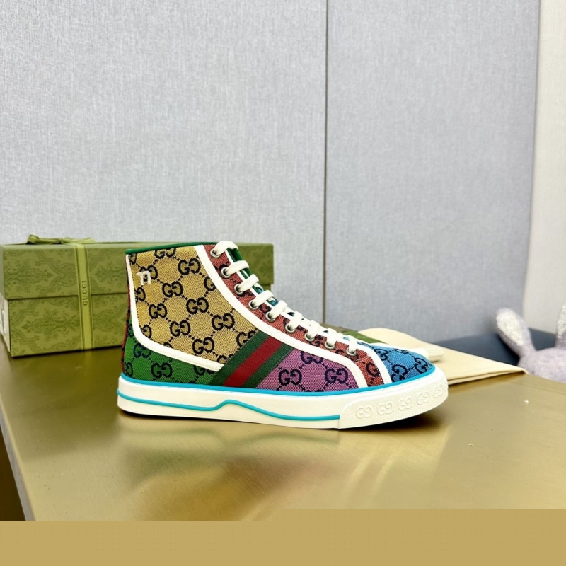 G*u*i casual shoes
